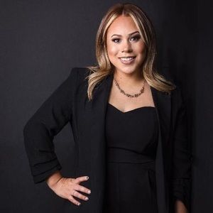 Meet your Posher, Darlene